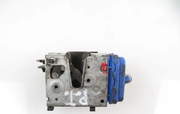 Audi A3 S3 8L Rear door lock 4A0839016D