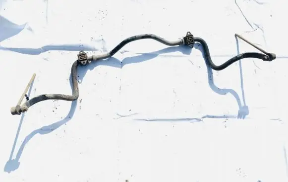 Toyota Avensis T250 Front anti-roll bar/sway bar