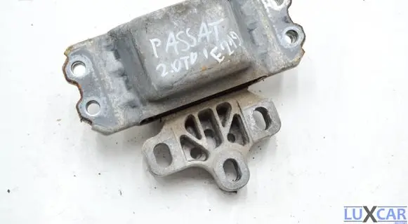 Volkswagen PASSAT B7 Gearbox mount 1K0199555AT