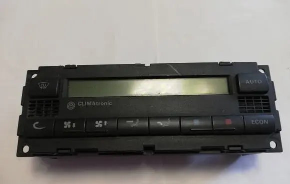 Volkswagen Golf IV Climate control unit