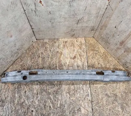 BMW 5 E39 Front bumper cross member 8245858 51118245858