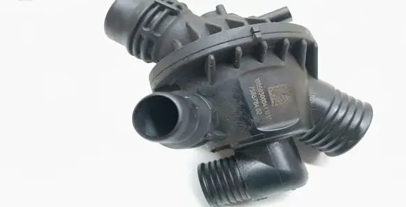 Thermostat/thermostat housing