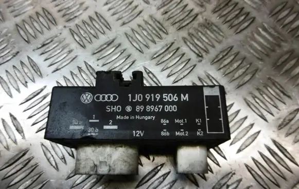Volkswagen Polo IV 9N3 Other control units/modules 1J0919506M