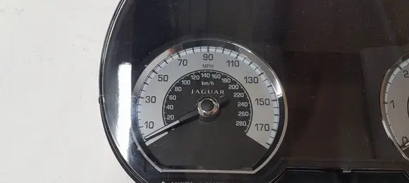 Jaguar XF X250 Speedometer (instrument cluster) 9X2310849JF VP9X2F10849JF