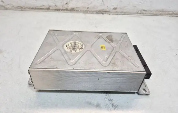 Audi A6 S6 C6 4F Sound amplifier 4F0910223C