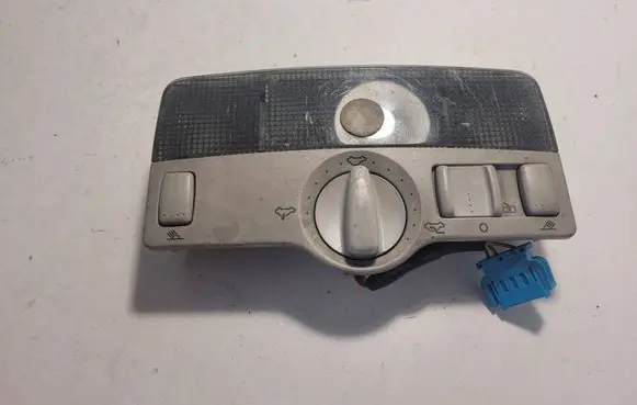 Volkswagen PASSAT B5 Front seat light 3B0947105A
