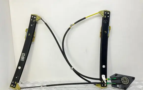 Audi A1 Front door electric window regulator 8X3837462