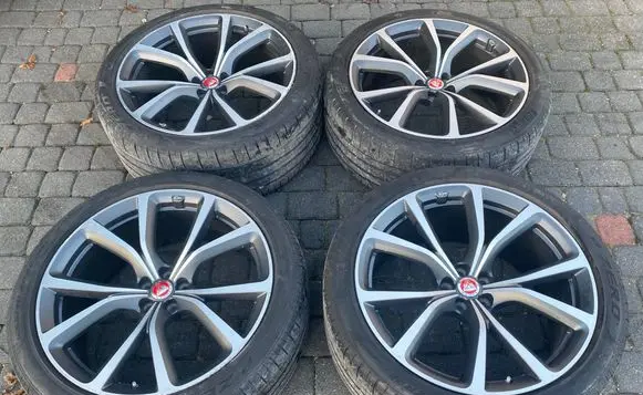 Jaguar F-Pace R22 forged rim 06718 KK8M1007CC