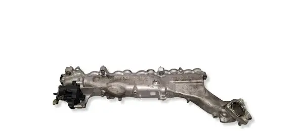 BMW 5 G30 G31 G38 Intake manifold 7926141