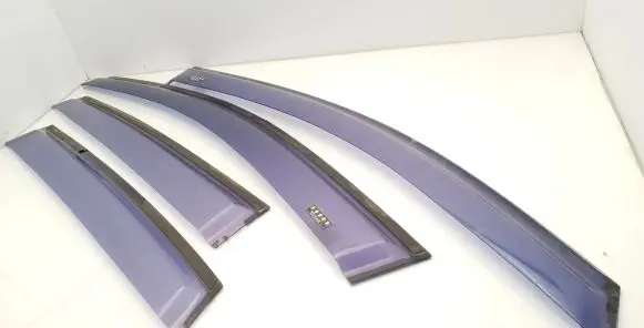 Honda CR-V Front door wind deflector 