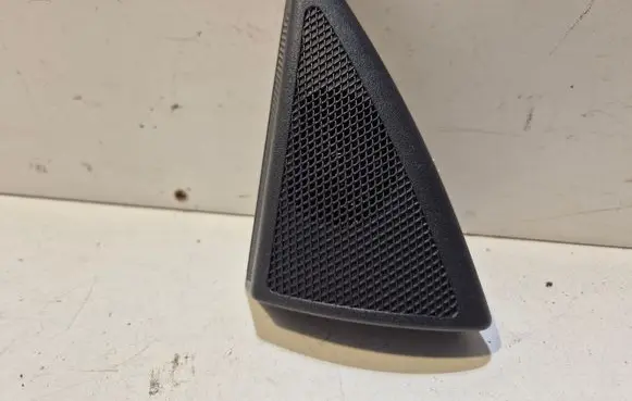Mercedes-Benz E W211 Front door high frequency speaker A2117250198