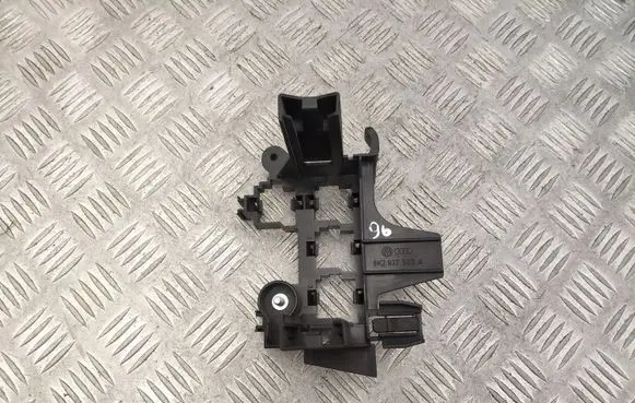 Audi A5 8T 8F Other engine bay part 8K2937503A