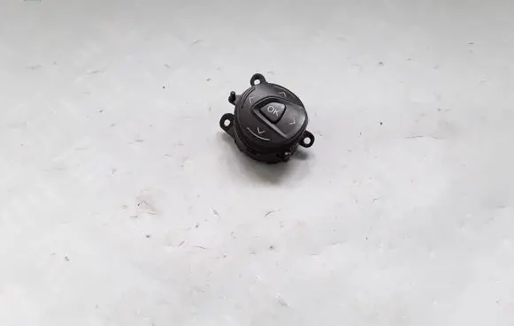 Ford C-MAX II Steering wheel buttons/switches AM5T14K147BA 12MAR29FR1
