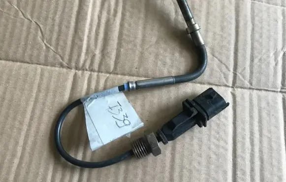 Opel Astra J Exhaust gas temperature sensor 55566185