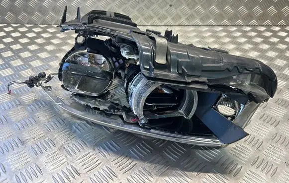 BMW 5 F10 F11 Headlight/headlamp 7410725