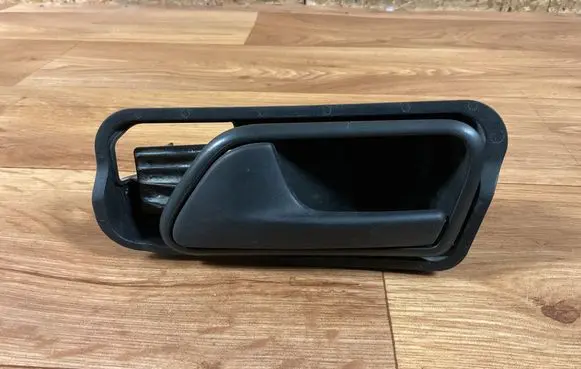 Volkswagen Caddy Front door interior handle 1T2837197A