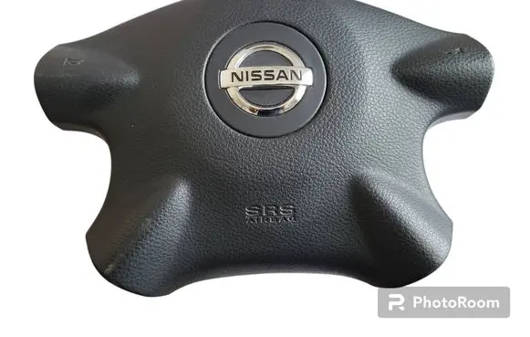 Steering wheel airbag