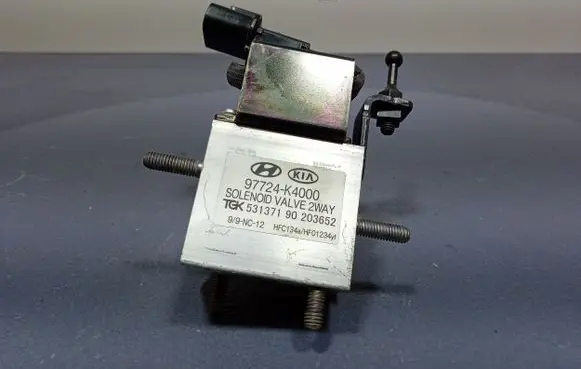 KIA Niro Coolant level relay 97724-K4000