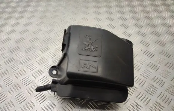 Dacia Sandero II Fuse box set 243809584R