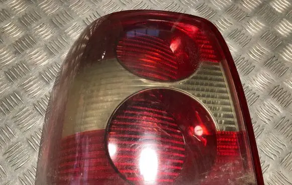 Volkswagen PASSAT B5.5 Rear/tail lights 3B9945095AA