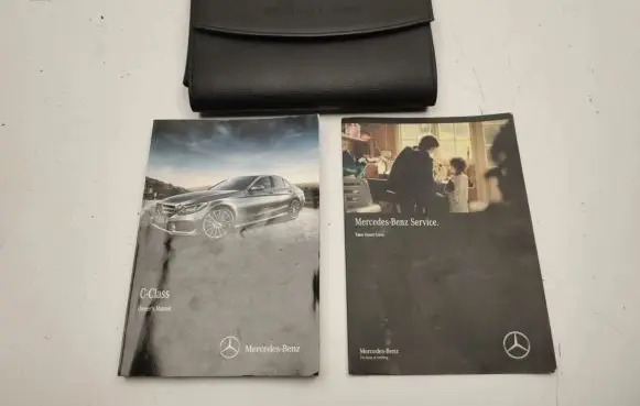 Mercedes-Benz C W205 Owners service history hand book 