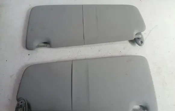 Ford C-MAX I Sun visor