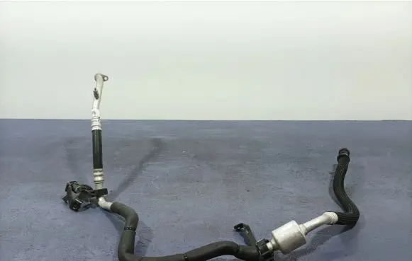 Jeep Compass Air conditioning (A/C) pipe/hose P68302469AB