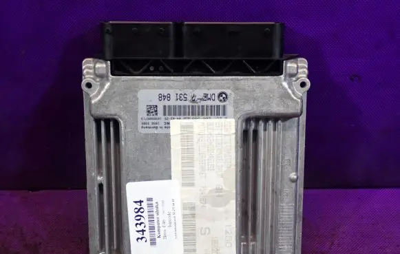 BMW X3 E83 Engine control unit/module ECU 7531848
