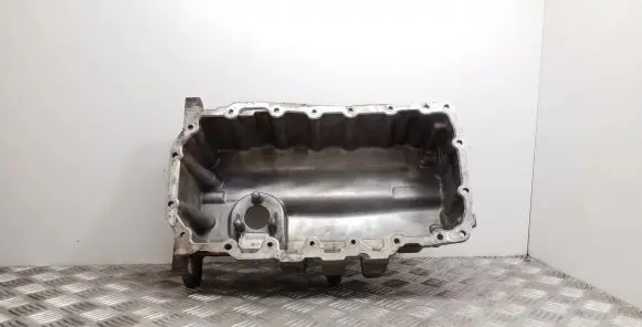 Volkswagen Tiguan Oil sump 03G103603