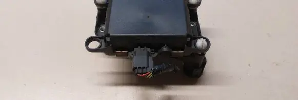 Peugeot 5008 Distronic sensor radar 9673046780 9673171780