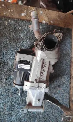 Peugeot 308 EGR valve cooler 9671187780