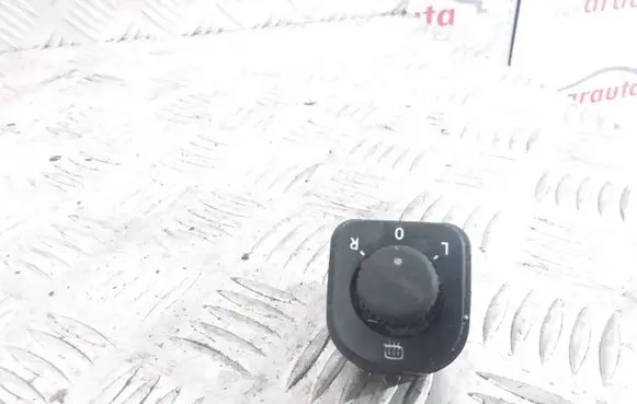 Volkswagen PASSAT B6 Wing mirror switch 1K0959565H