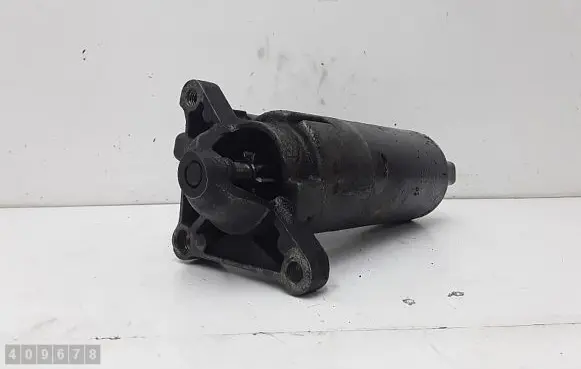 Peugeot 406 Starter motor
