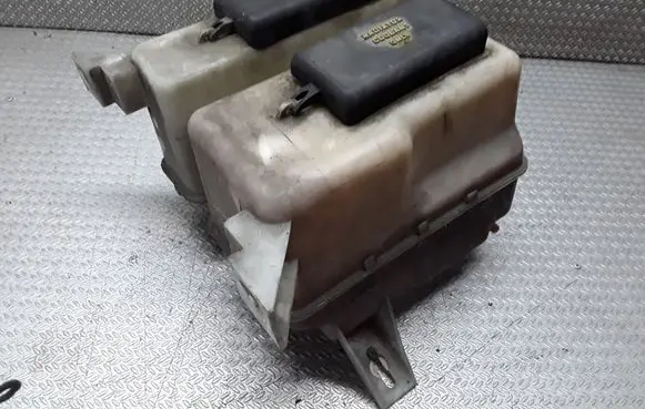 Ford Explorer Coolant expansion tank/reservoir