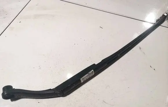 Citroen C5 Front wiper blade arm 21357
