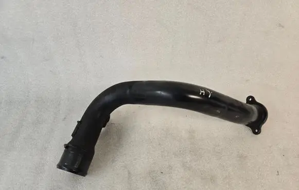 Maserati Levante Air intake hose/pipe