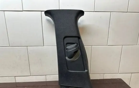 Toyota Prius (XW50) (B) pillar trim (top) 6242047100