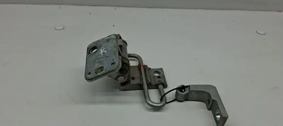 Audi A6 S6 C6 4F Front door lower hinge 8E0831411E