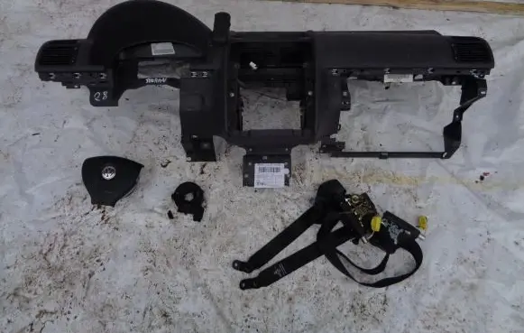 Volkswagen Touran I Airbag set with panel 