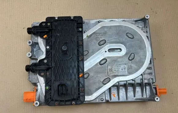 Audi Q4 e-tron Voltage converter inverter 1EA915684FE