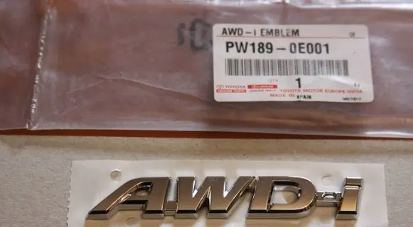 Toyota Highlander XU70 Manufacturers badge/model letters PW1890E001 989T0010