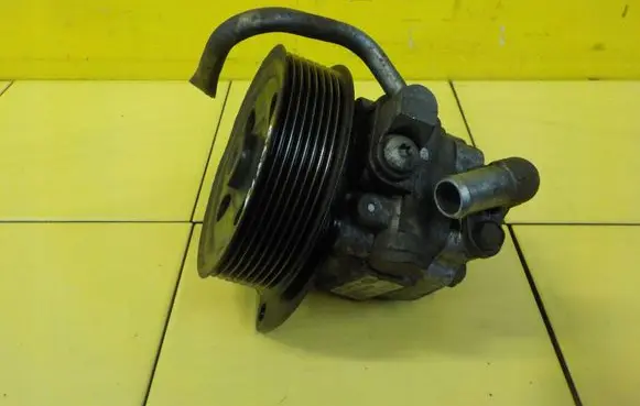 Land Rover Range Rover L322 Power steering pump 7H223A696AB 6SP79