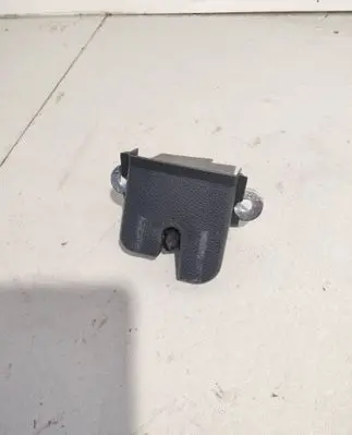 Volkswagen Tiguan Tailgate/trunk/boot lock/catch/latch 3C9827645A