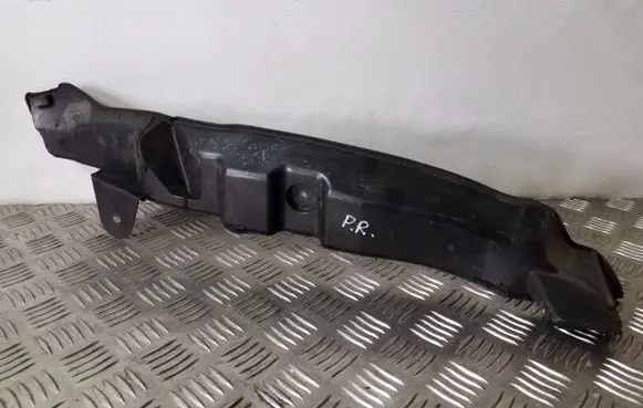 Audi A3 S3 A3 Sportback 8P Fender end trim 8P0821112B