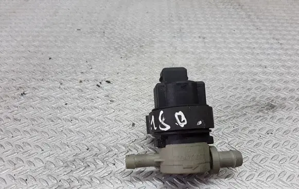 Mercedes-Benz C W203 Electromagnetic valve 0004701693