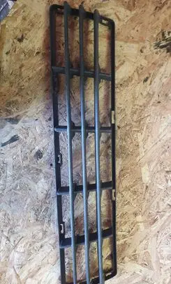 Volvo V50 Front bumper lower grill 30657006