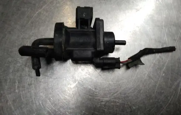 Mercedes-Benz A W168 Turbo solenoid valve A0005450427 4715396