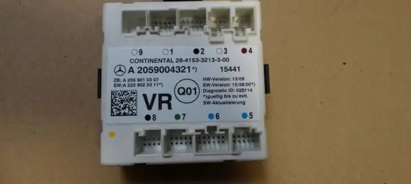 Mercedes-Benz C W205 Door control unit/module A2059004321
