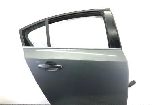 Rear door