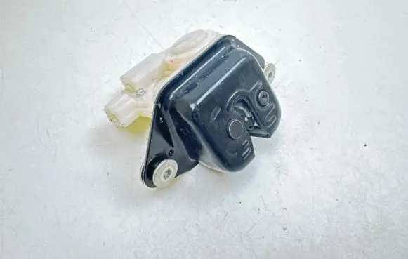 Honda Civic IX Tailgate/trunk/boot lock/catch/latch